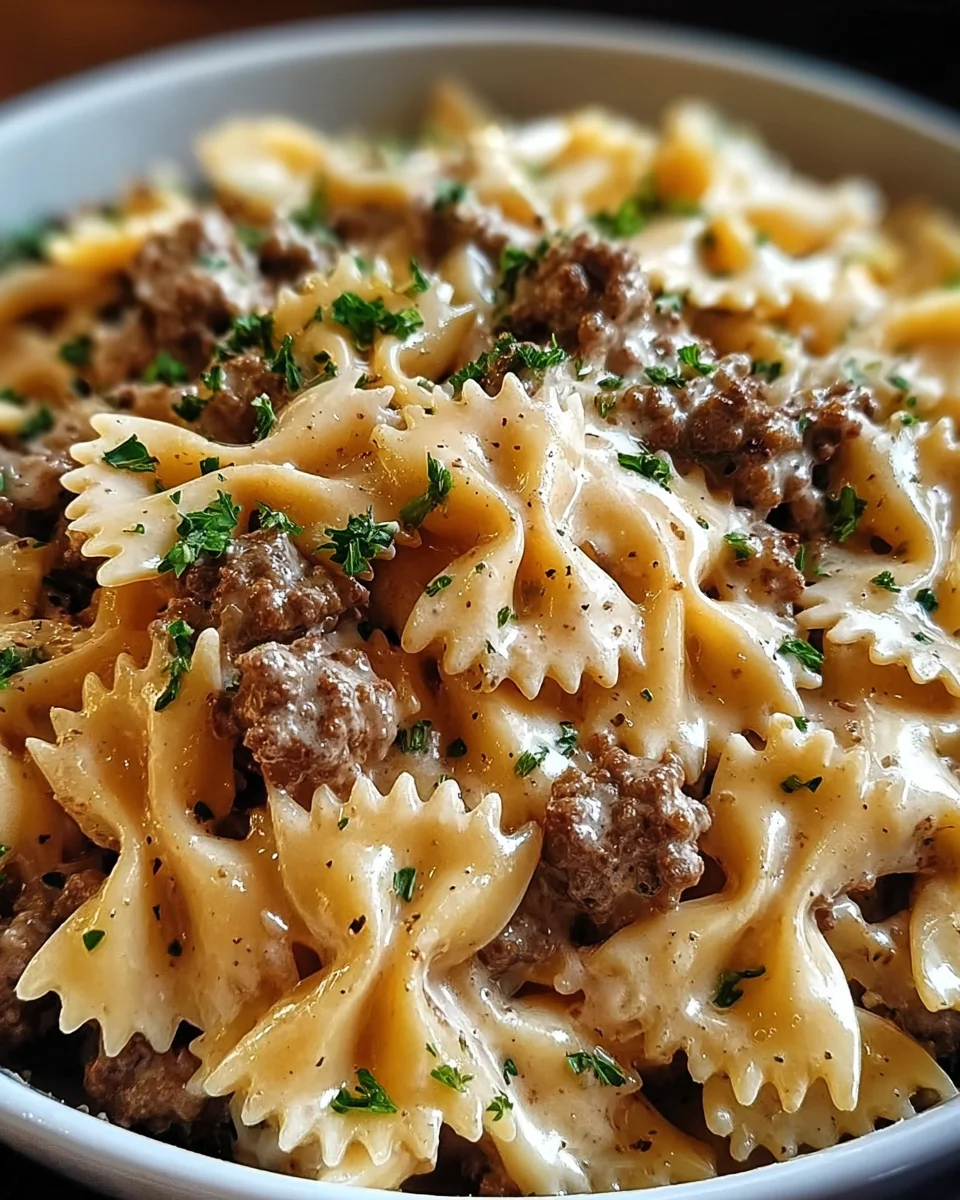Beef and Bowtie Pasta with Alfredo Sauce 31 Beef and Bowtie Pasta with Alfredo Sauce